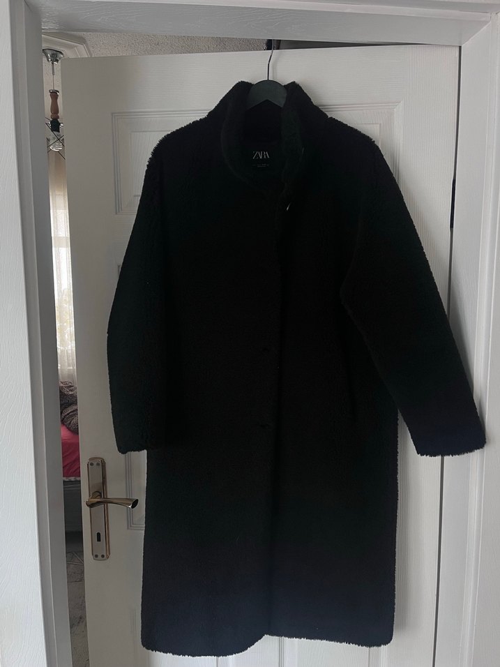 Siyah Yünlü Uzun Kaban - Görsel 5