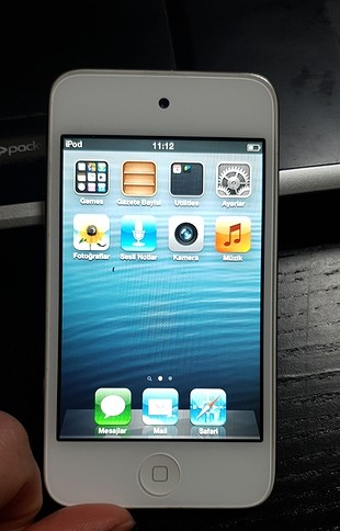  Beden beyaz Renk ipod 32 GB 