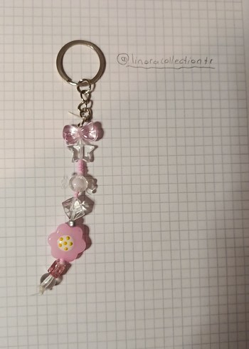 Hello Kitty Pembe Cicekli Kawaii Anahtarlik