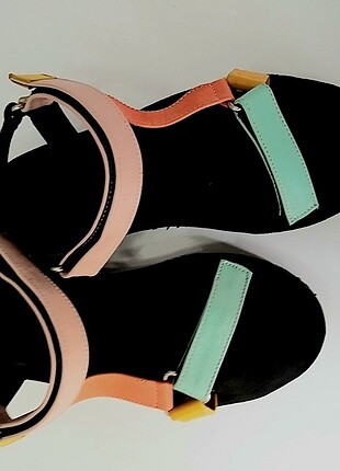 38 Beden çeşitli Renk Renkli sandalet