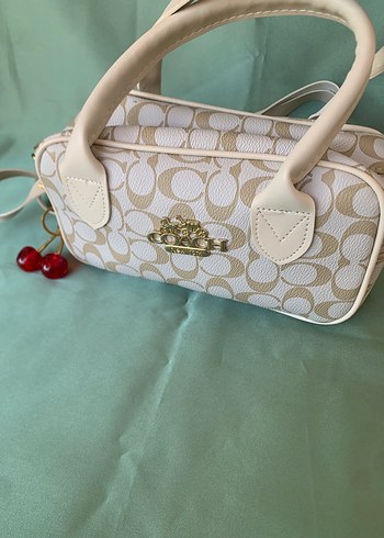 Beden Coach çanta ve Cherry charm