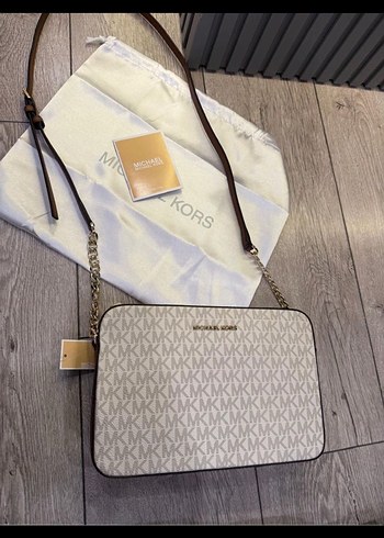Michael Kors ürünü