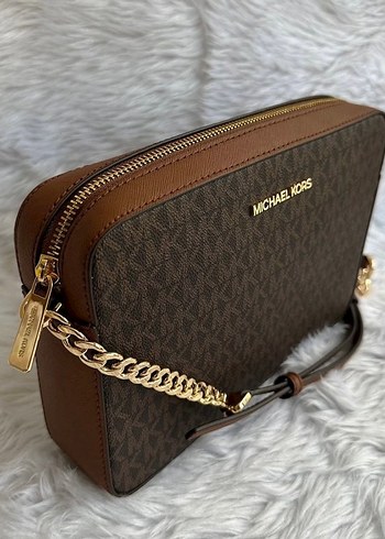 Michael Kors ürünü