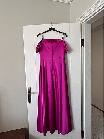 40 Beden Magenta/pembe abiye elbise