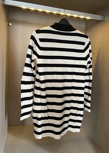 Uzun Kollu Çizgili Yüksek Yakalı Triko Elbise - Görsel 2