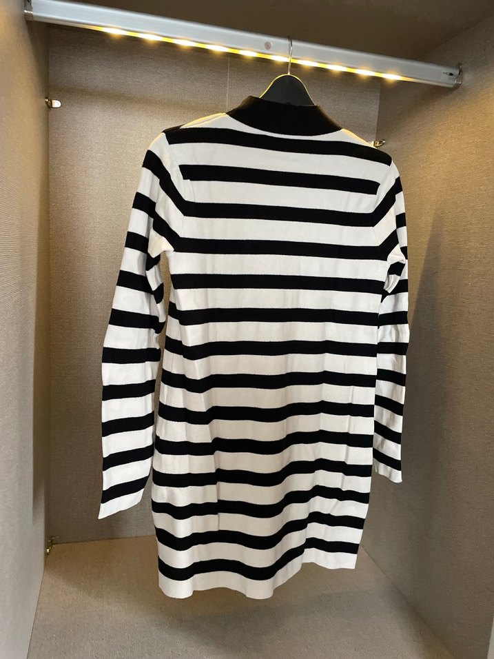 Uzun Kollu Çizgili Yüksek Yakalı Triko Elbise - Görsel 2