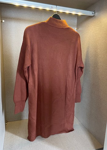 Kadın Kahverengi Yüksek Yakalı Uzun Kazak - Görsel 2