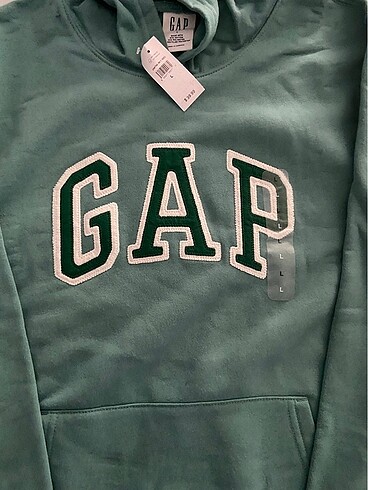 Gap sweatshirt