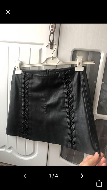 Zara kısa etek