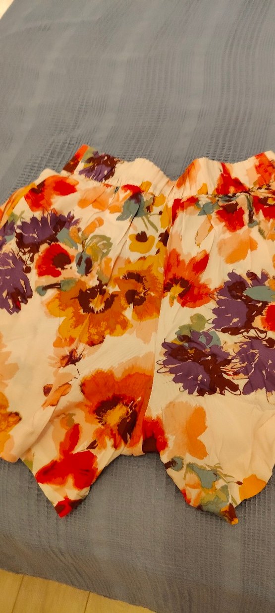 HM Çiçek Desenli Pilili Bohem Mini Şort - Görsel 2