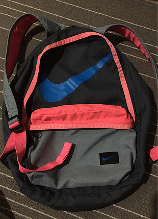 Nike sırt çantası orijinal