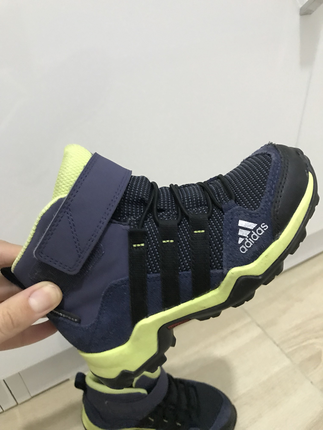 Adidas bot