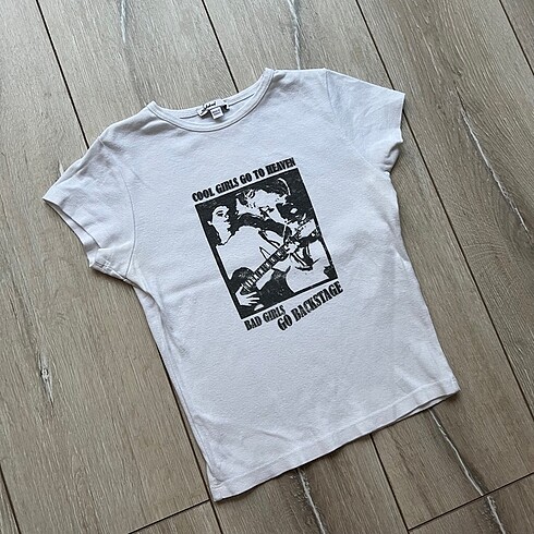 Urban Outfitters Subdued crop top