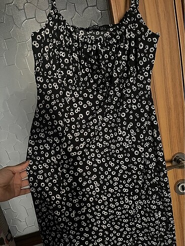 l Beden Bershka MIDI boy yırtmaçlı askılı elbise