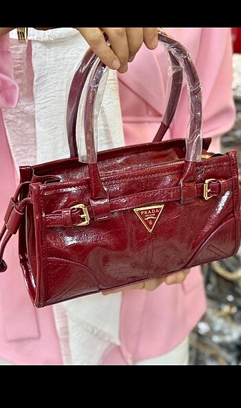 Prada Çapraz çanta