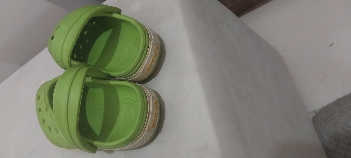 Çocuklar için renkli kaydırmaz sandaletler - Görsel 4