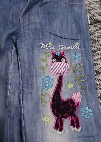 Kız Çocuk Renkli Baskılı Bol Kot Pantolon - Görsel 2