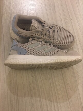 36 Beden Adidas spor ayakkabı