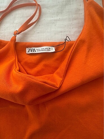 Zara Zara turuncu askılı bluz