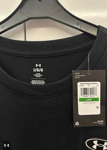l Beden Under Armour Siyah Oversize Kısa Kollu Tişört