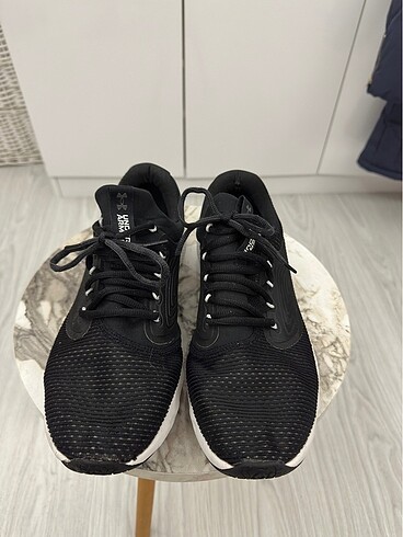 42 Beden Under Armour Charged Vantage 2 Koşu Ayakkabısı