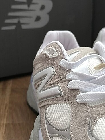 36 Beden beyaz Renk New Balance 9060 Beyaz