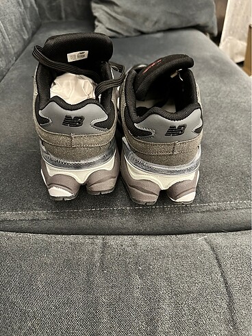 42 Beden New Balance 9060