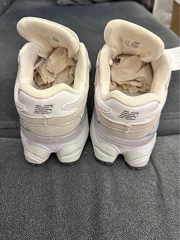 36 Beden New Balance 9060