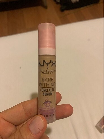 NYX Nyx kapatıcı lıght rengi