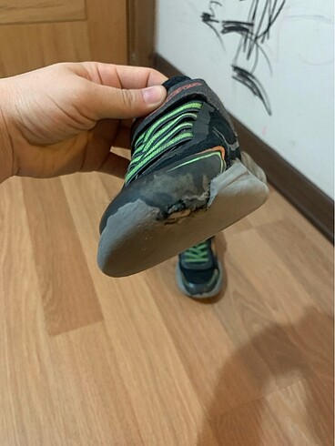 Skechers spor ayakkabısı 30 numara