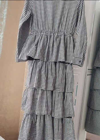 Kadın Siyah Kareli Uzun Fırfırlı Elbise - Görsel 5