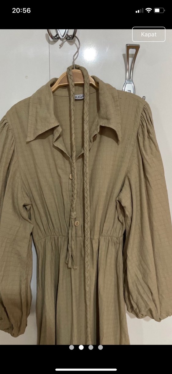 Bej Kemerli Uzun  müslin elbise - Görsel 2