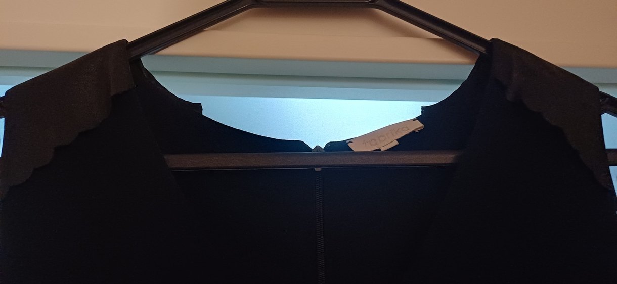 Siyah Midi V Yakalı Kolsuz Elbise - Görsel 4