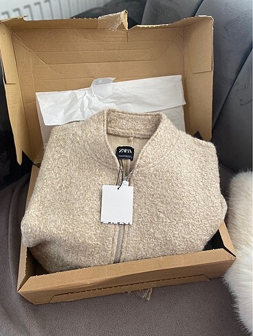 Zara ZARA BUKLET CEKET