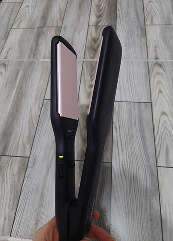 Philips Kalın tabakalı pembe düzleştirici