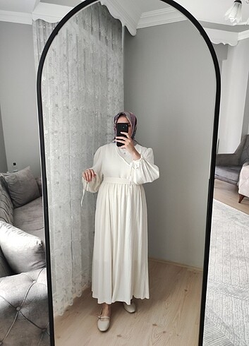 38 Beden beyaz Renk Beyaz kuşaklı elbise