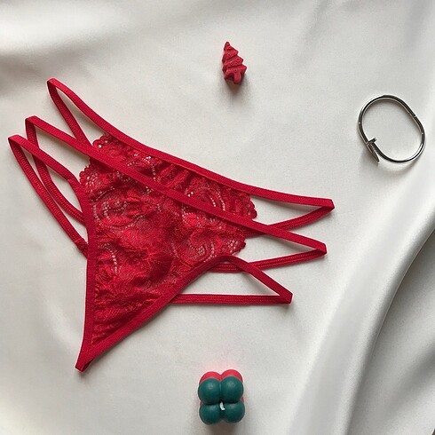 3 kurdeleli tül dantel kırmızı yılbaşı tanga string