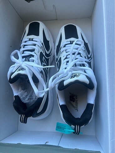 37 Beden siyah Renk New Balance 530