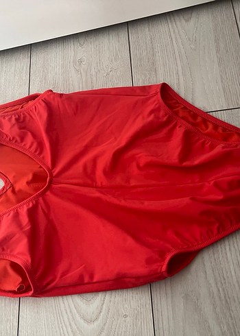 Kalın askılı mayo - Görsel 2