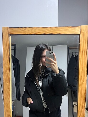 m Beden siyah Renk Pull and bear şişme mont