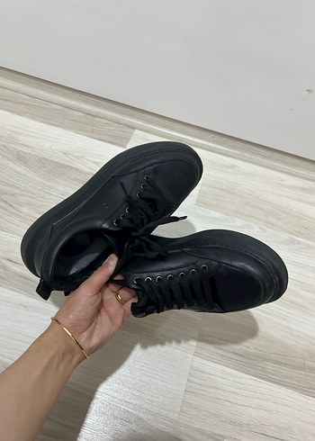 Siyah Kadın Spor Ayakkabı