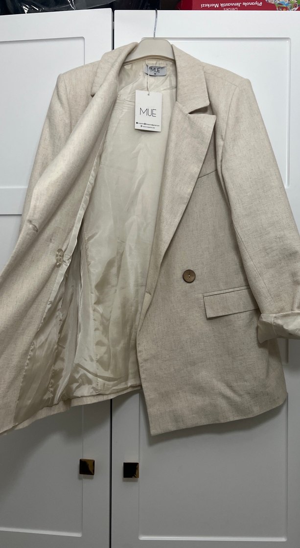 Düğmeli Bej Keten Kadın Blazer Ceket - Görsel 3