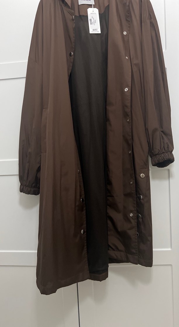 Düğmeli Uzun Kahverengi Kadın Trençkot - Görsel 4