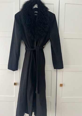 Kürk Detaylı Siyah Uzun Kadın Kaban - Görsel 9