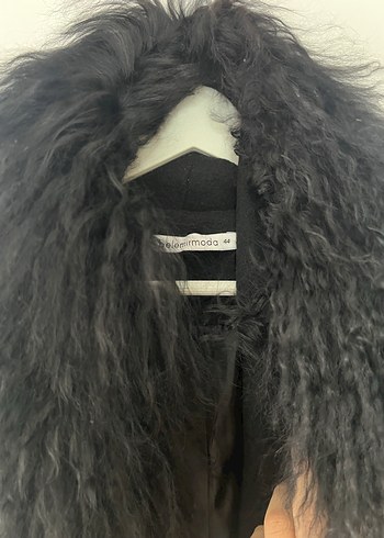 Kürk Detaylı Siyah Uzun Kadın Kaban - Görsel 7