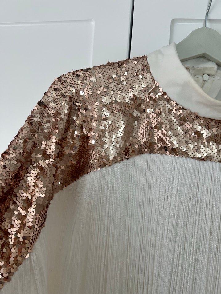 Pullu ve Püsküllü Uzun Beyaz Tunik - Görsel 2