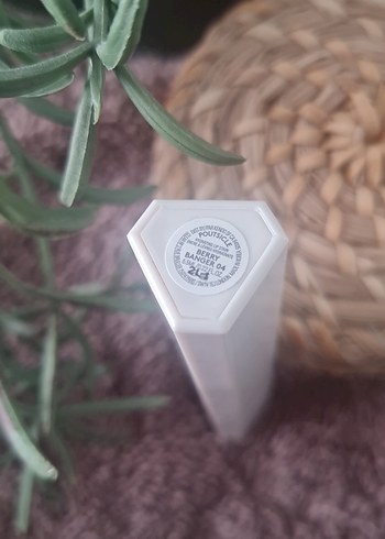 Fenty Beauty berry banger 04 - Görsel 3