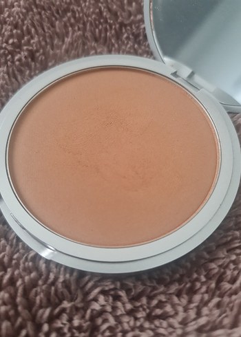 the balm talk is cheek "debate" ve big mama bronzer - Görsel 2