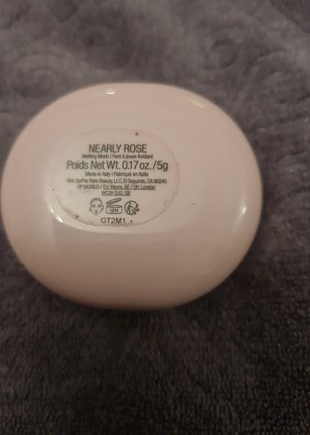 Rare Beauty krem allik - Görsel 2