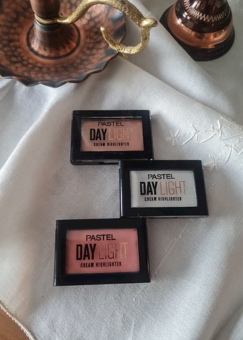 Pastel Daylight Krem Aydınlatıcı